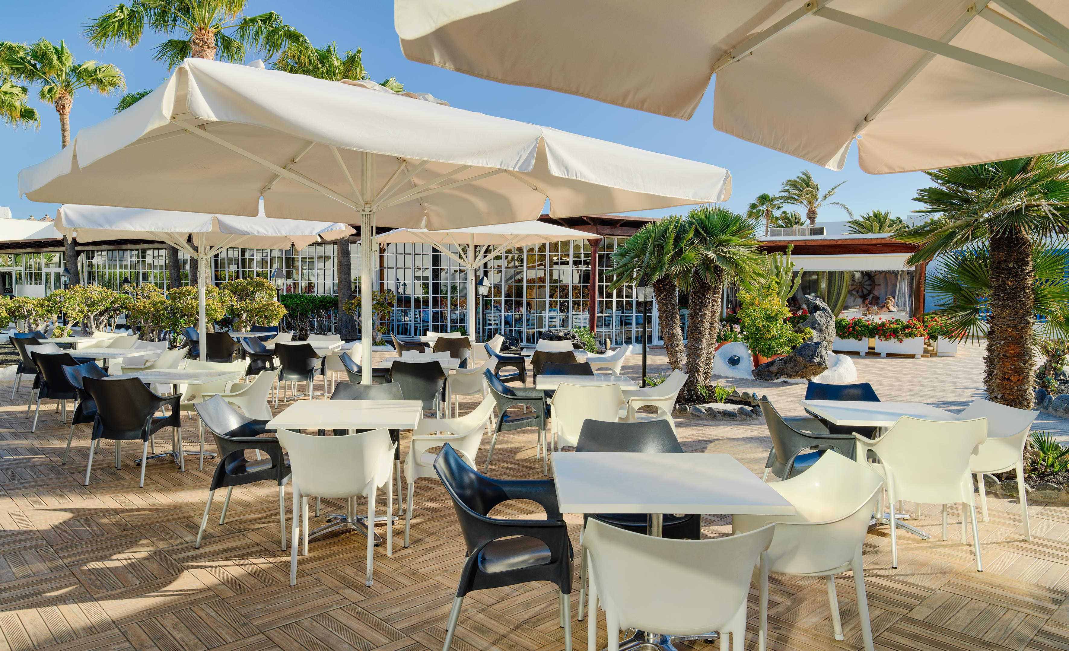 H10 Suites Lanzarote Gardens Коста Тегисе Екстериор снимка
