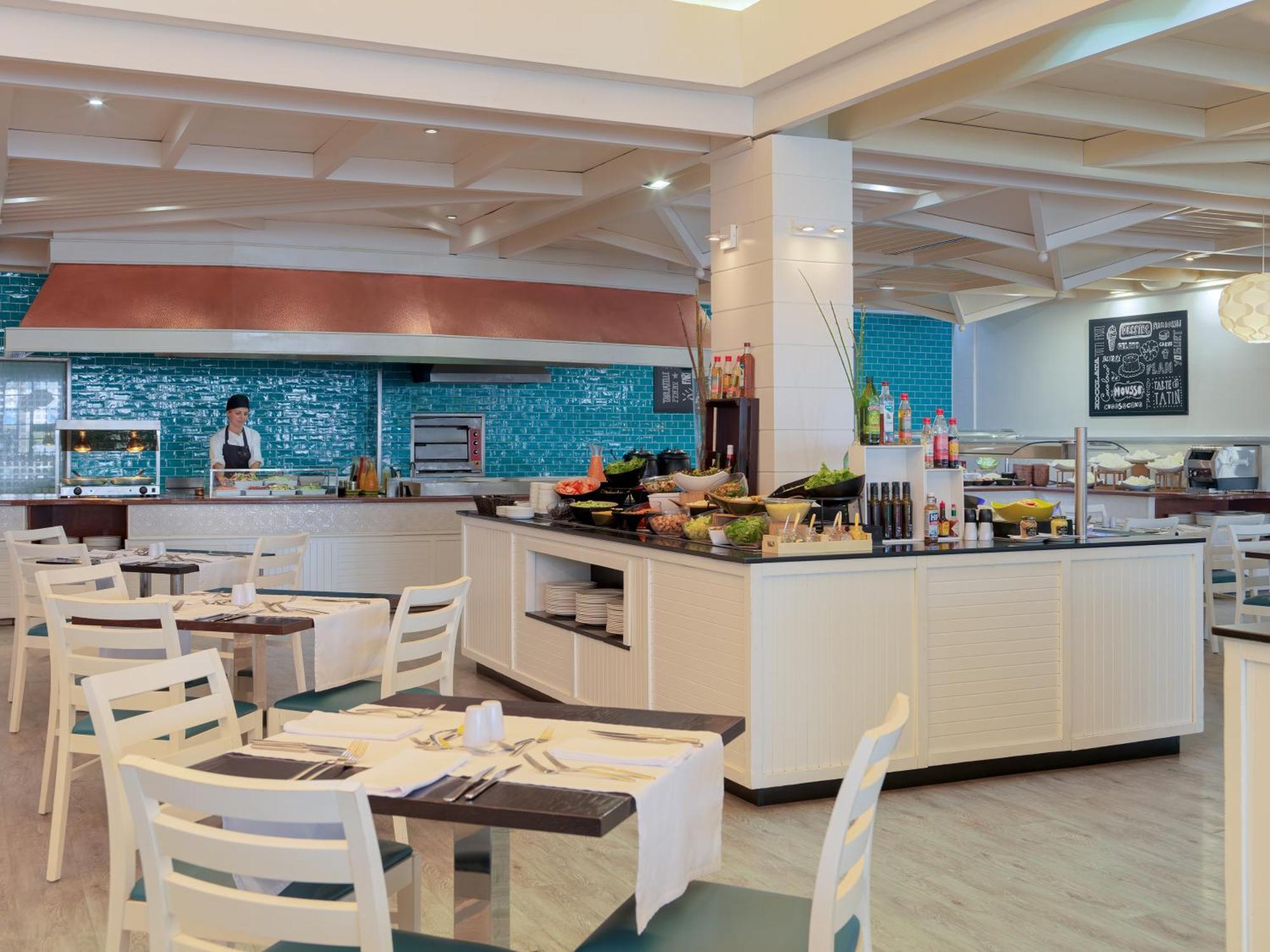 H10 Suites Lanzarote Gardens Коста Тегисе Екстериор снимка