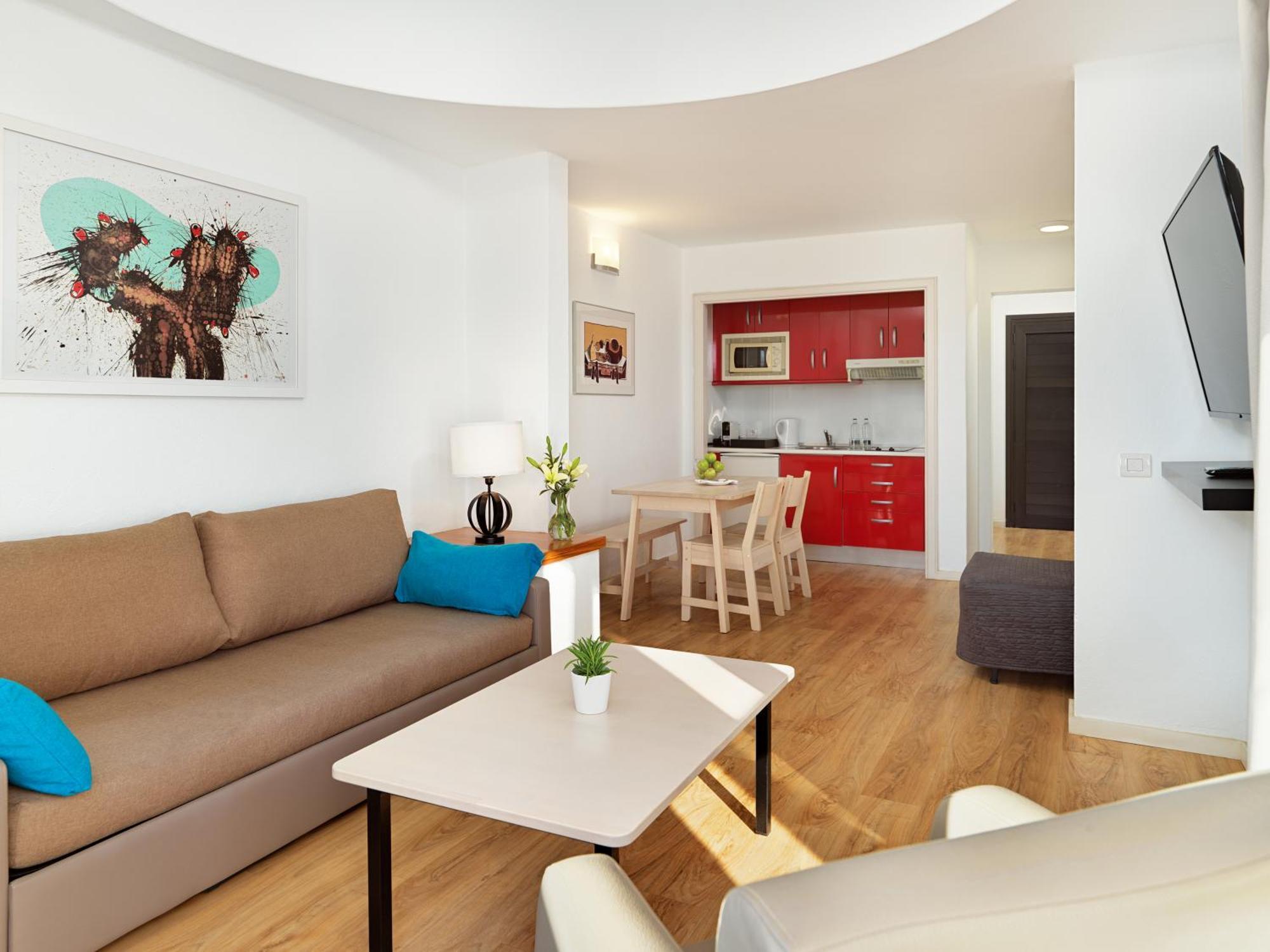 H10 Suites Lanzarote Gardens Коста Тегисе Екстериор снимка