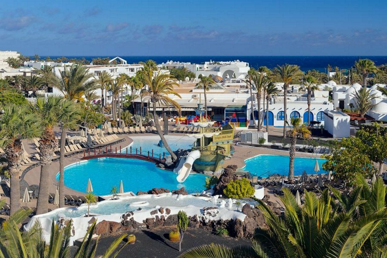 H10 Suites Lanzarote Gardens Коста Тегисе Екстериор снимка